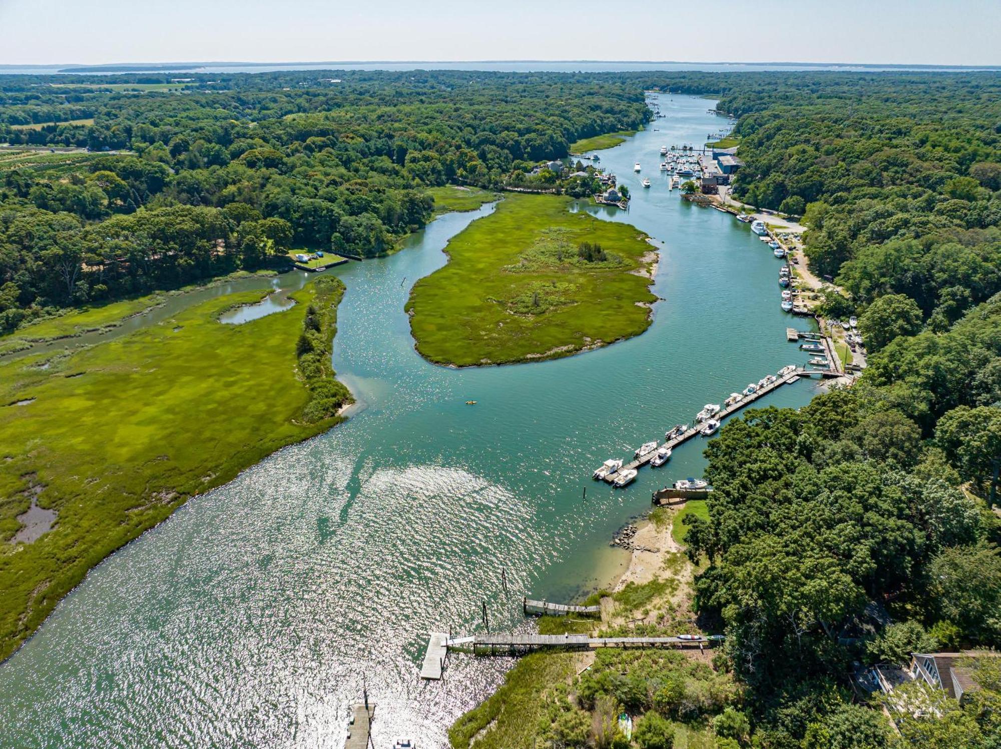 Nature'S Paradise: Private Dock & Water Views Mattituck Bagian luar foto