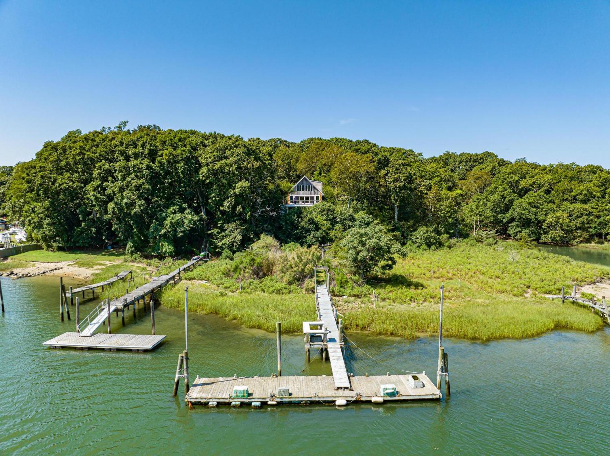Nature'S Paradise: Private Dock & Water Views Mattituck Bagian luar foto